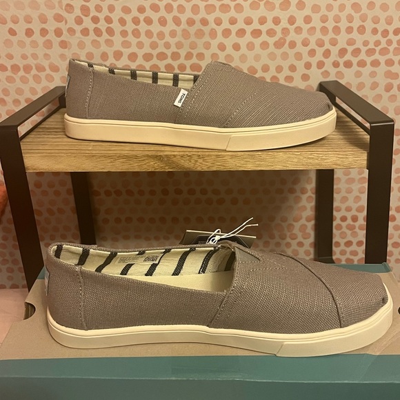 TOMS Alpargata Slip-On - Picture 4 of 9